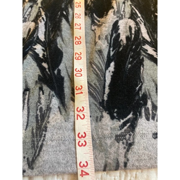 Jonathan Martin Gray Feather Print Dress - Size 6 - Picture 6 of 6